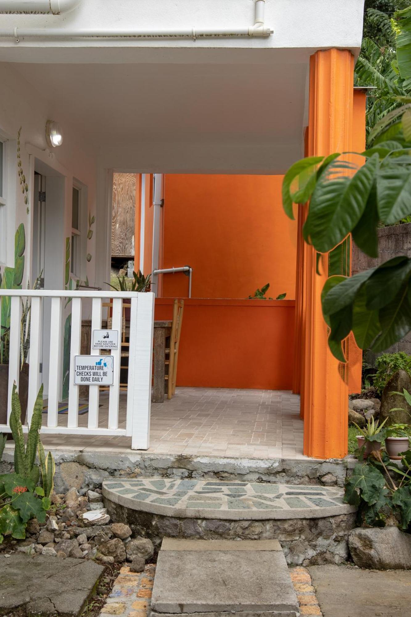 Hotel Frenz Soufrière Exterior foto