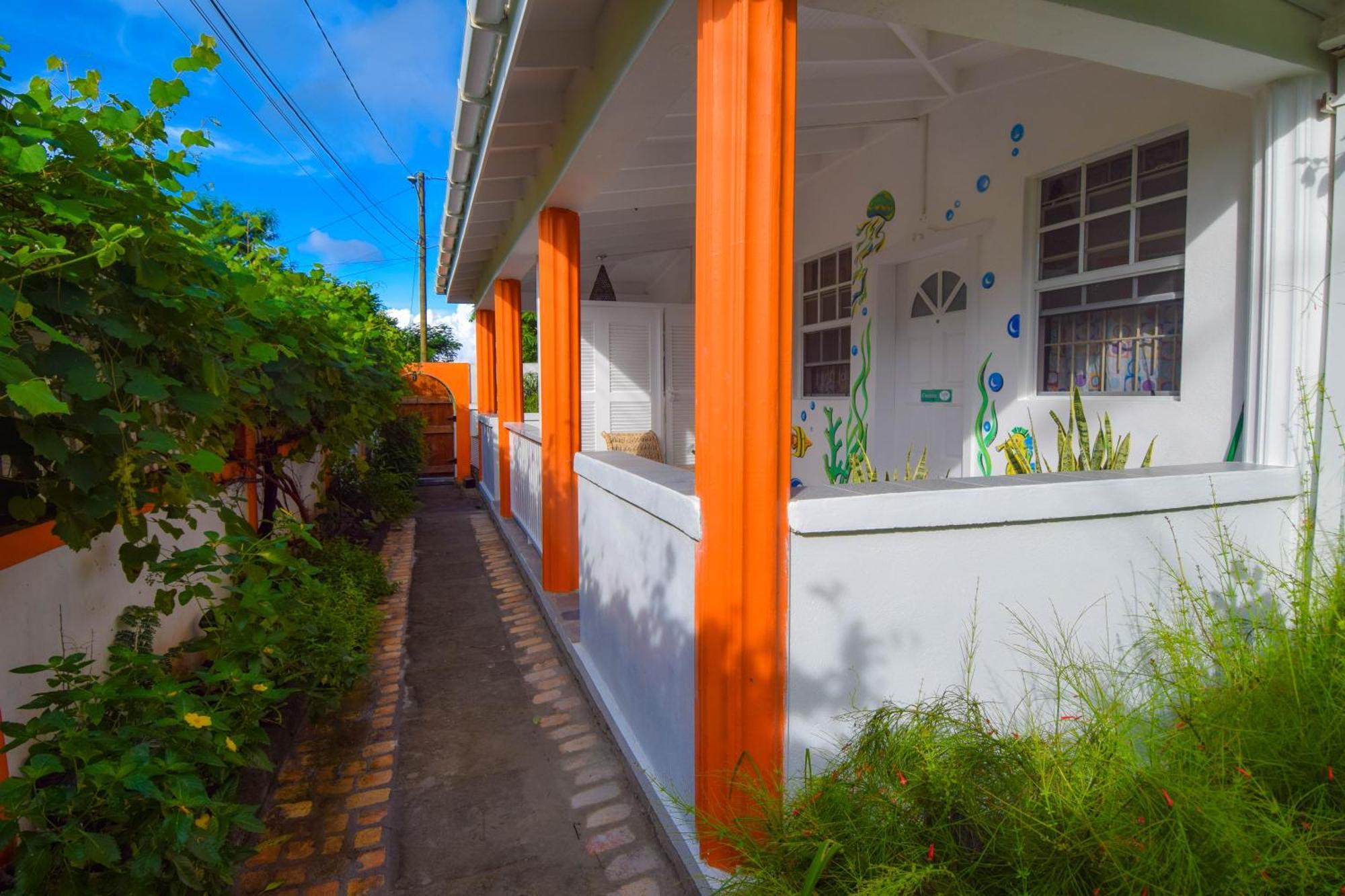 Hotel Frenz Soufrière Exterior foto